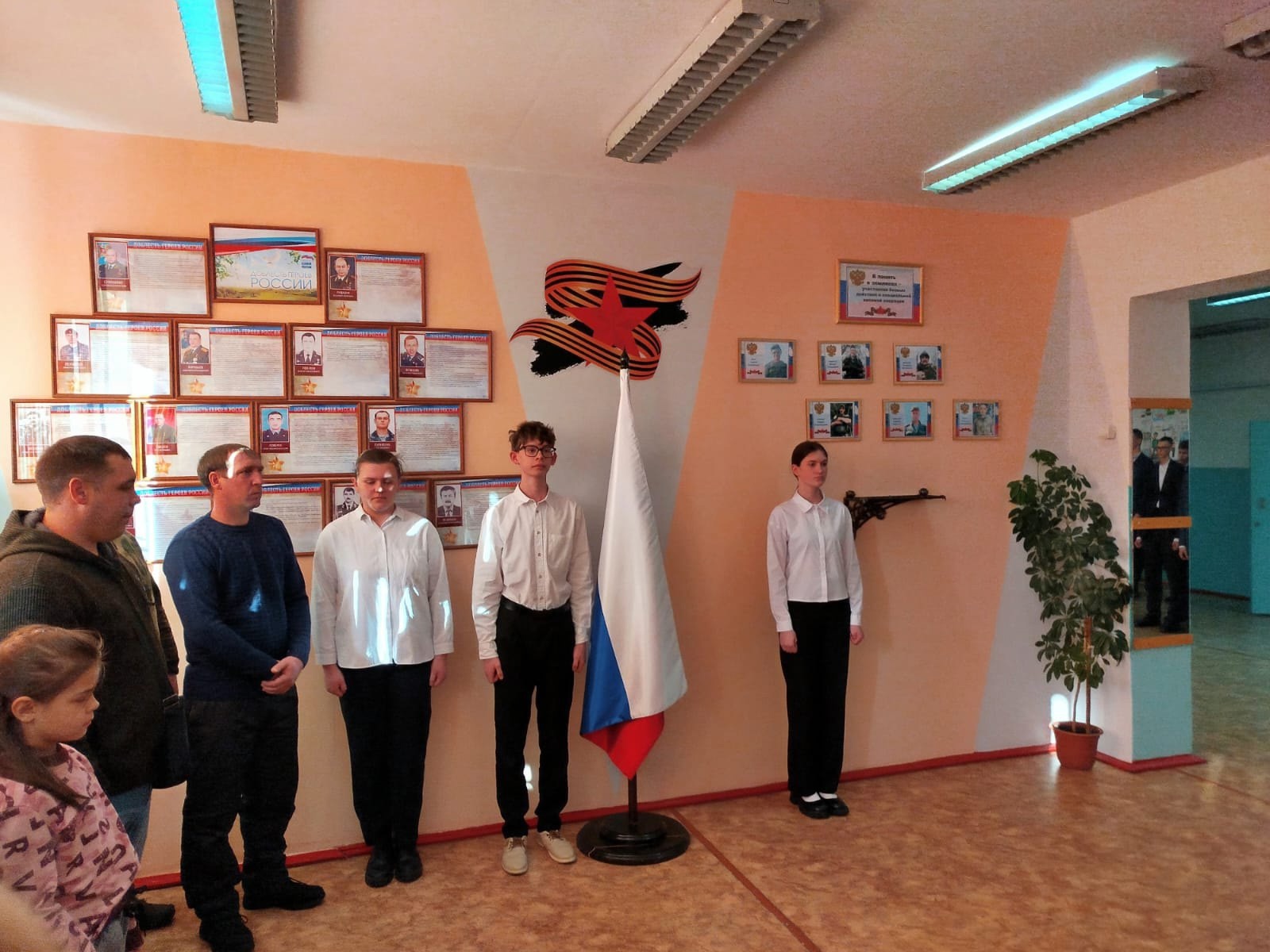 Открытие СТЕНЫ ПАМЯТИ.